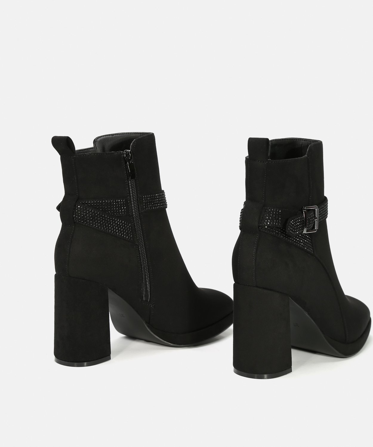 Botín tacón hebilla image number null